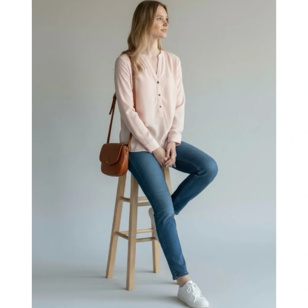 Adrianna Papell Peony Long Sleeve Blouse - Picture 2 of 13